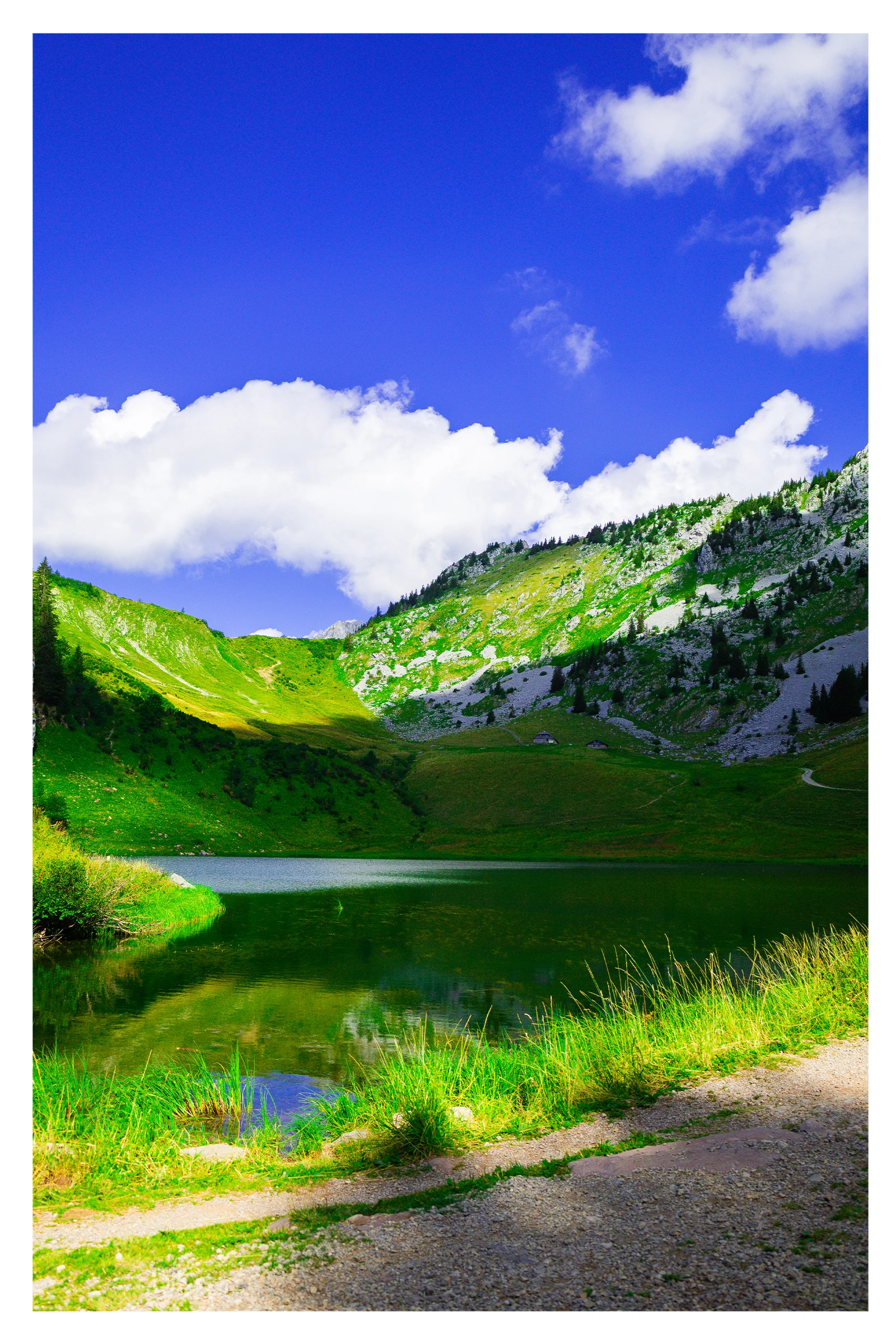 Lac d’Arvouin, photographie de Mathieu Alaux