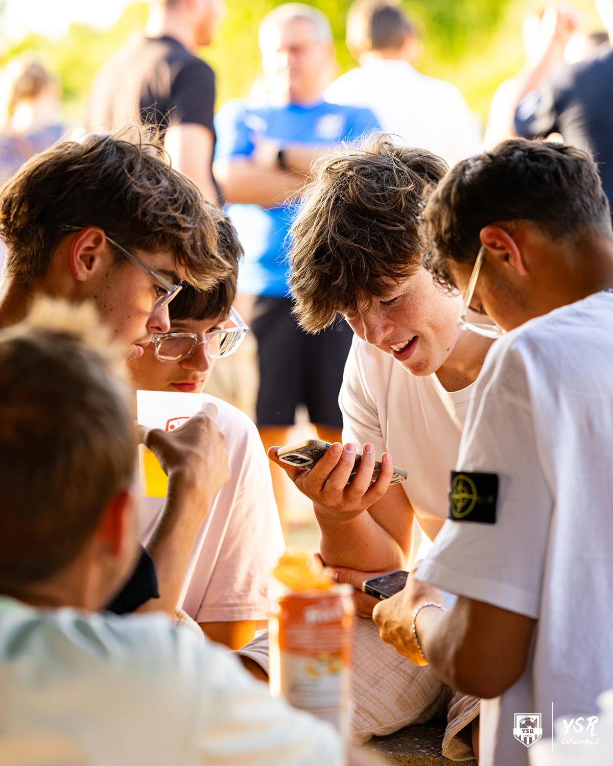 Un moment de partage — photographie de Mathie Alaux